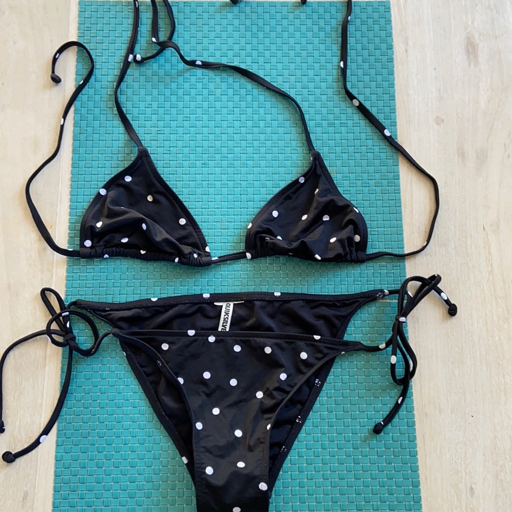 Quicksilver black and white polka dot bikini !